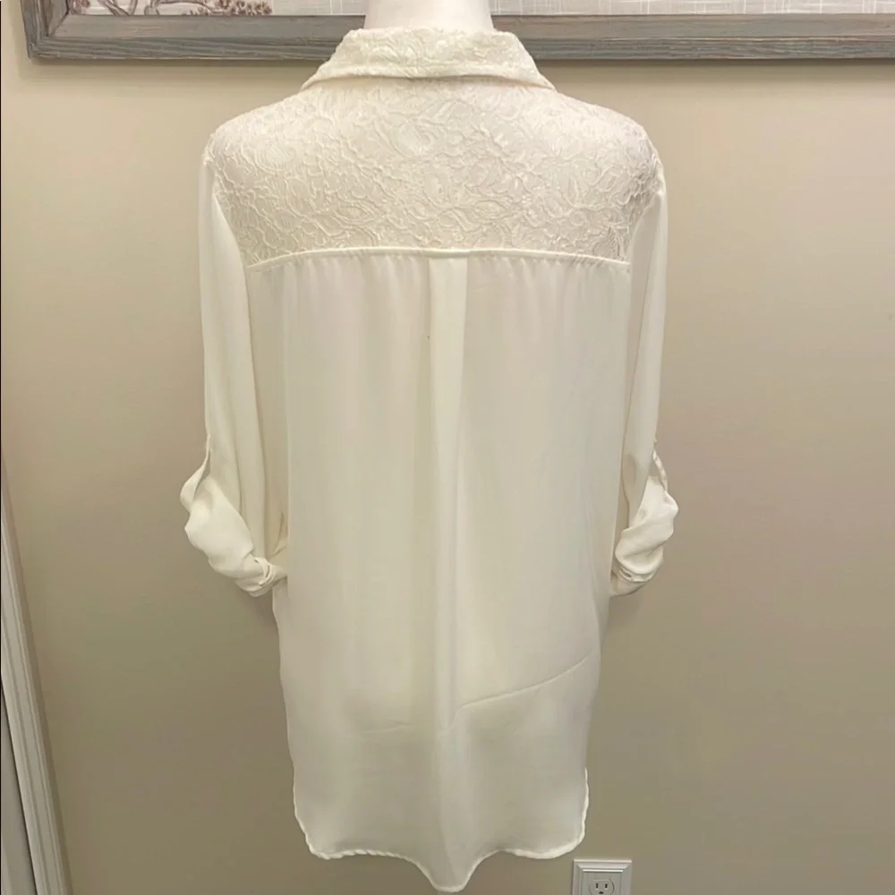 White 3/4 Sleeve Notched Collar Lace Women's Blouse  Sequins & Hearts - Picture 7 of 15